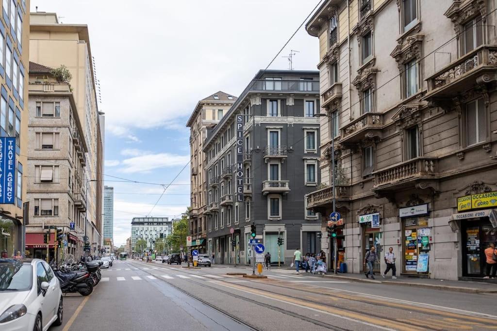 2 Minutes From Central Station-Exclusive Open Space Мілан Екстер'єр фото